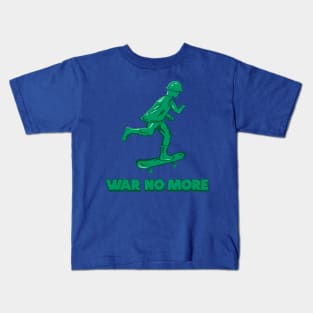 War no more -  Toy soldier skater Kids T-Shirt